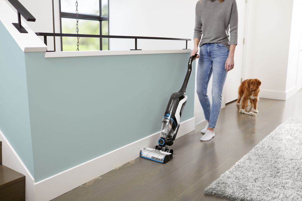 CrossWave Cordless Max Edge cleaning Dog