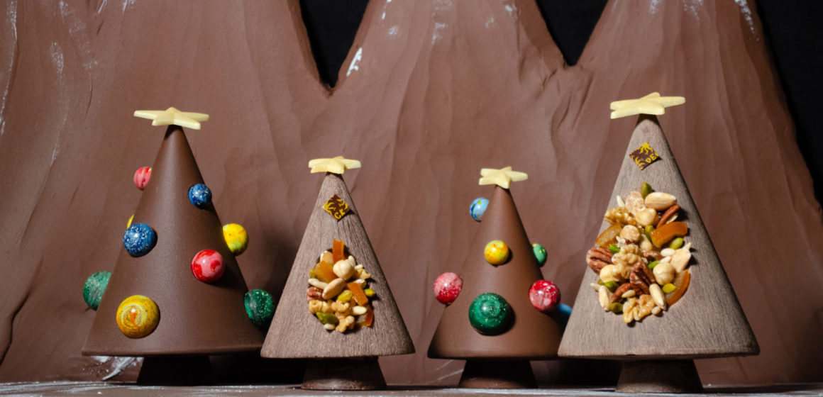 La magia del Natale nelle creazioni di cioccolato di Peck