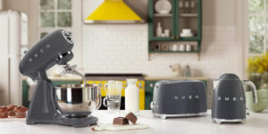 I PICCOLI GRIGIO ARDESIA DI SMEG: BELLI E INDISPENSABILI