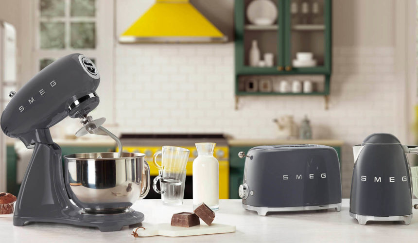 I PICCOLI GRIGIO ARDESIA DI SMEG: BELLI E INDISPENSABILI