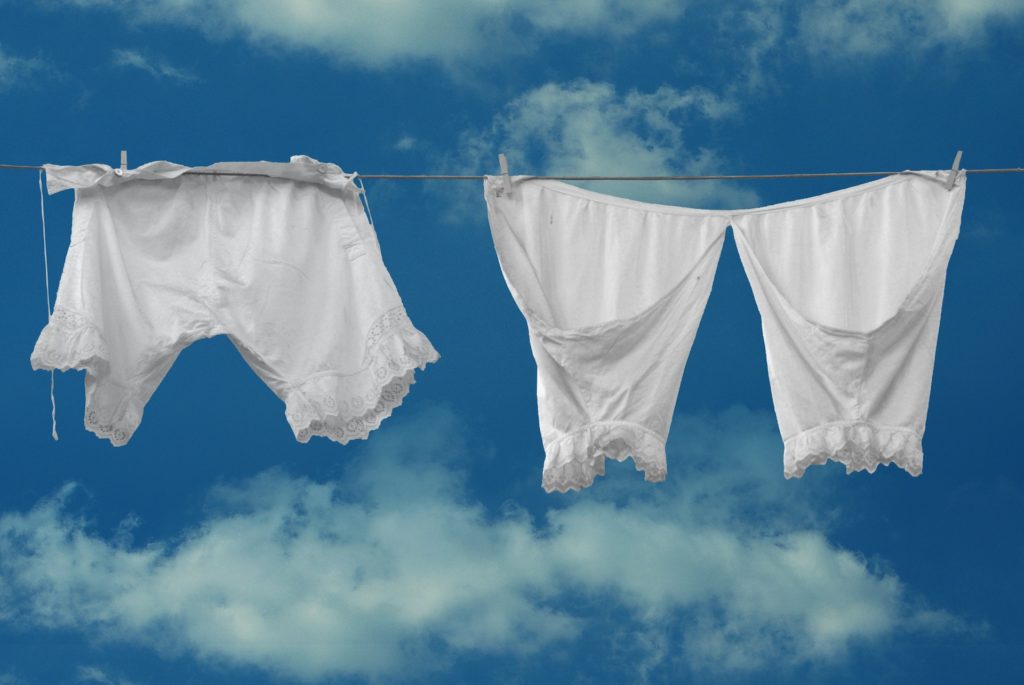 Come lavare la biancheria intima, 5 consigli che salveranno i tuoi reggiseni
