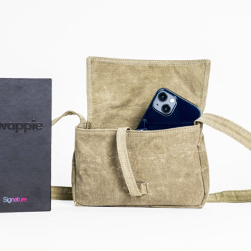 Swappie in collaborazione con WRÅD presenta la bag porta iPhone per garantire un’ulteriore estensione del ciclo di vita dello smartphone