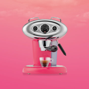 Il San Valentino di illycaffè si tinge di rosa con la nuova X7.1 Deep Pink in edizione limitata