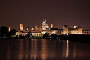 Fuga di San Valentino in 2: Viaggio in auto elettrica alla scoperta dei maggiori siti UNESCO della Lombardia