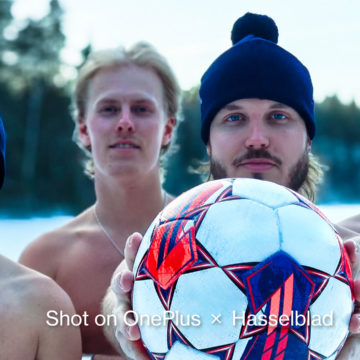 PArtita di calcio sul ghiaccio per OnePlus