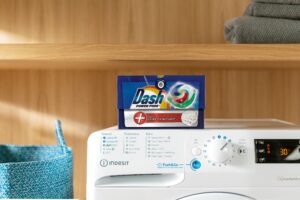 Indesit e Dash insieme per la nuova lavatrice Innex con ciclo Dash Pods