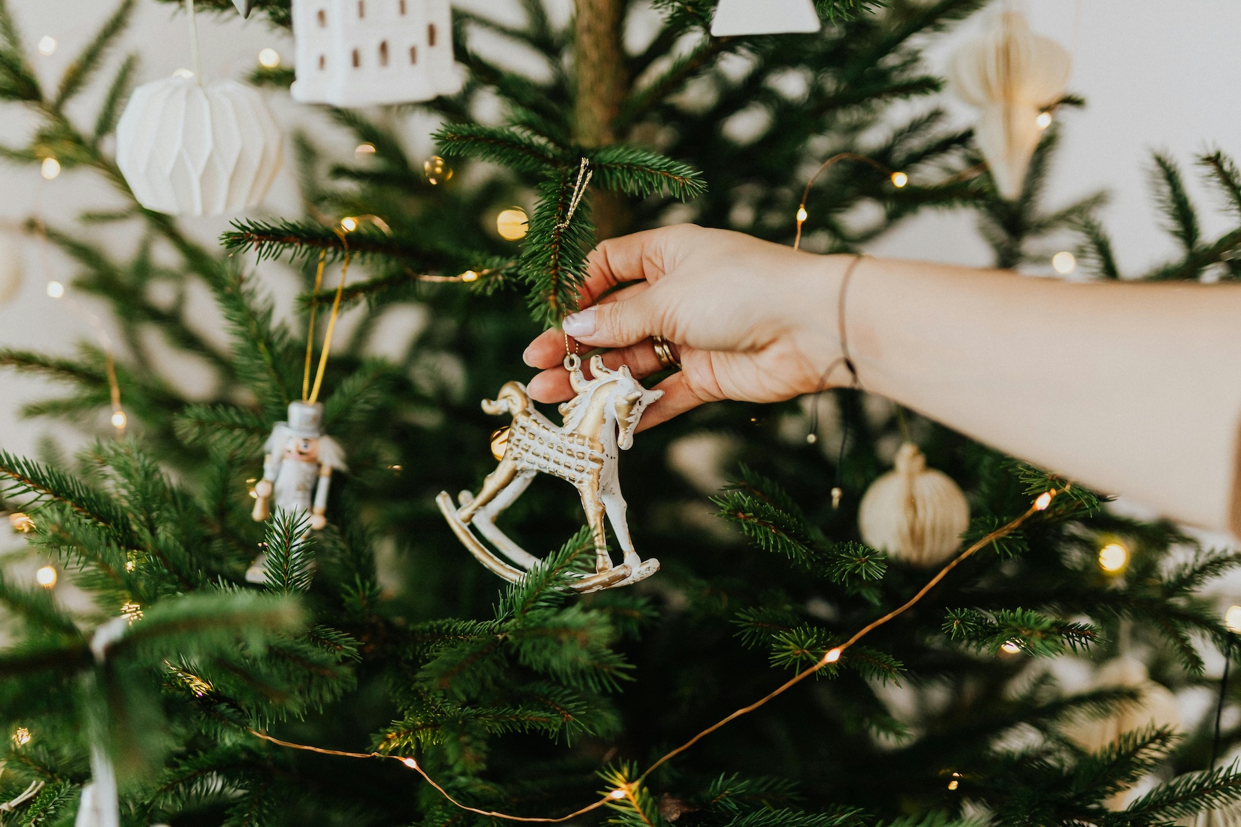 Babbel le tradizioni più singolari sul Natale, Capodanno ed Epifania, del mondo