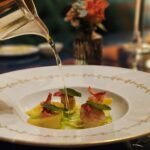 ADELAIDE-Ravioli di bufala, crudo di scampi e bisque di crostacei